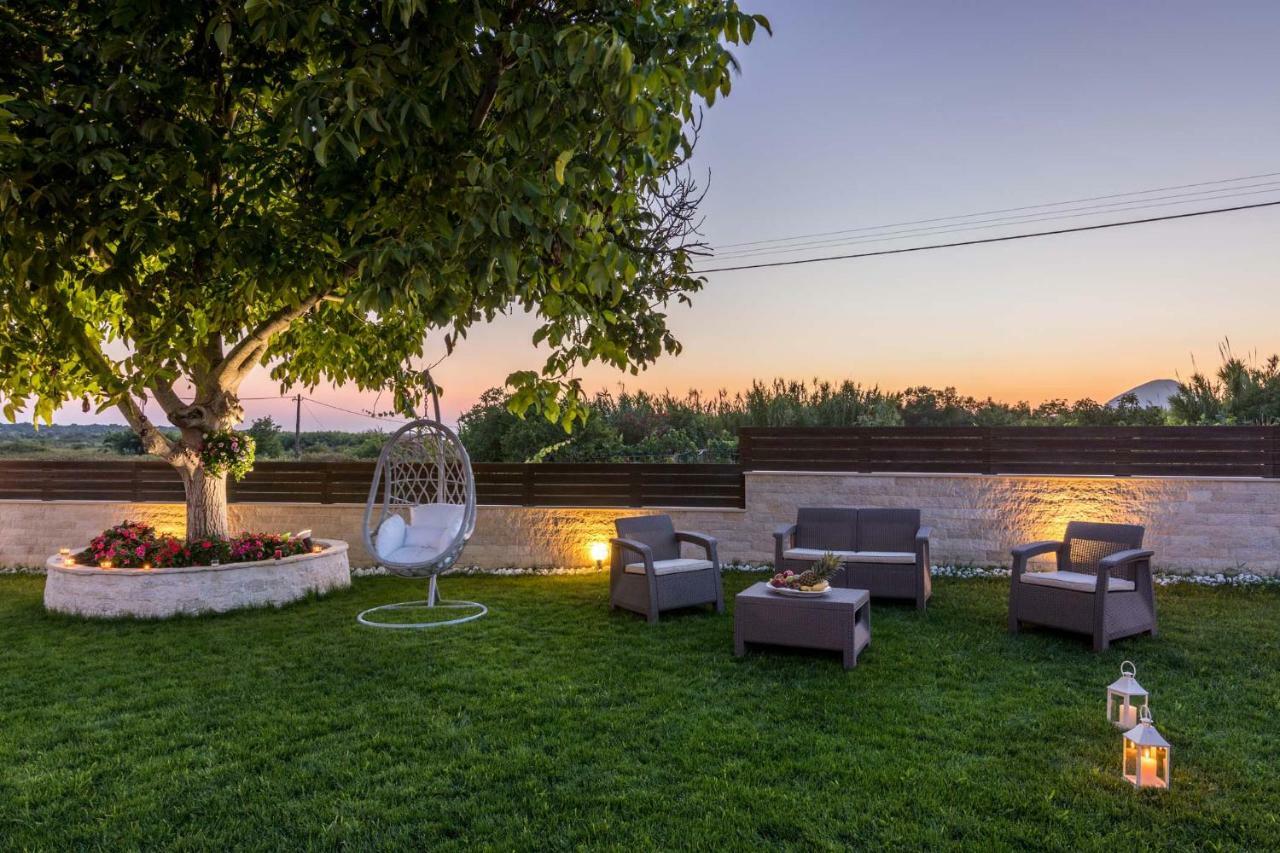 Villa Nissos Línia Exteriör bild