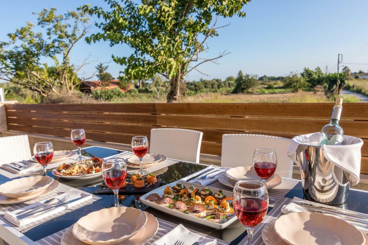 Villa Nissos Línia Exteriör bild
